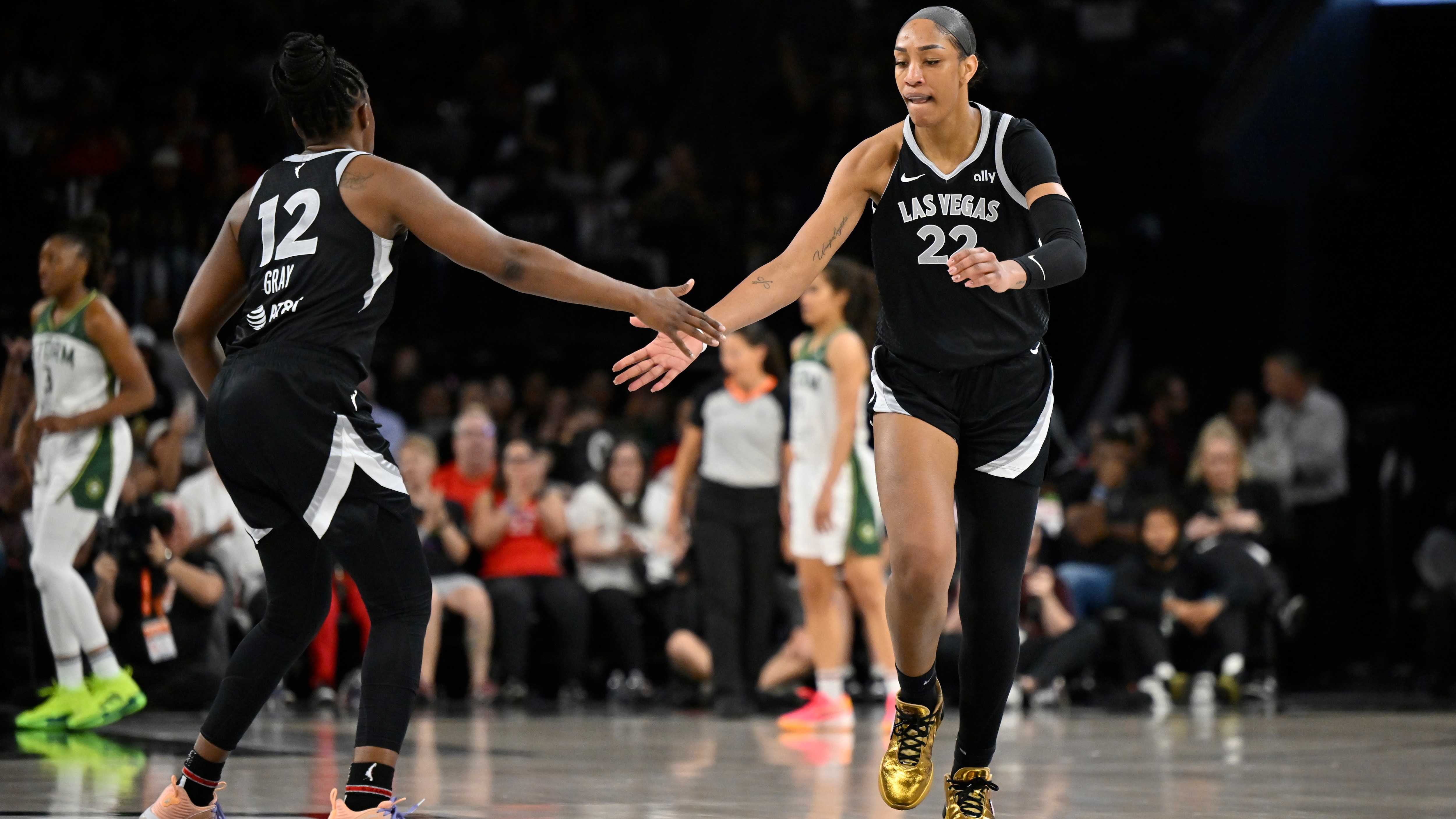 Skylar Diggins Last 5 Games: How Does She Compare to Other Players in the League?