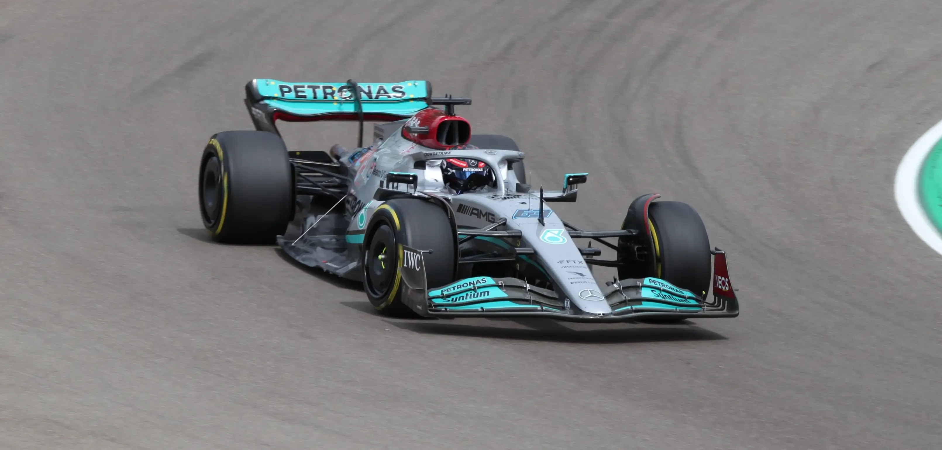 Gear Up: Top Picks for Formula 1 Balaclavas in 2024
