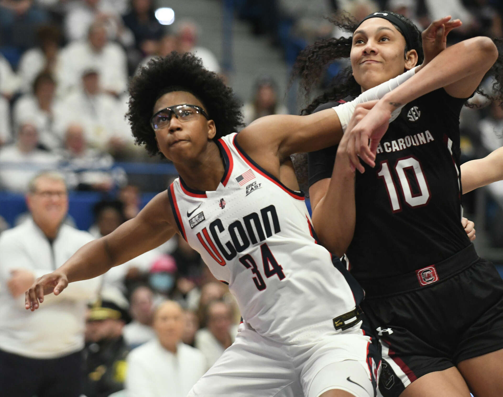 Is Ayanna Patterson Hurt? Latest on Her Injury Status