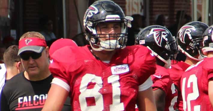 Top Falcons Tight Ends All Time: A Fans Guide (Atlanta Falcons: The Best Tight Ends Ever)
