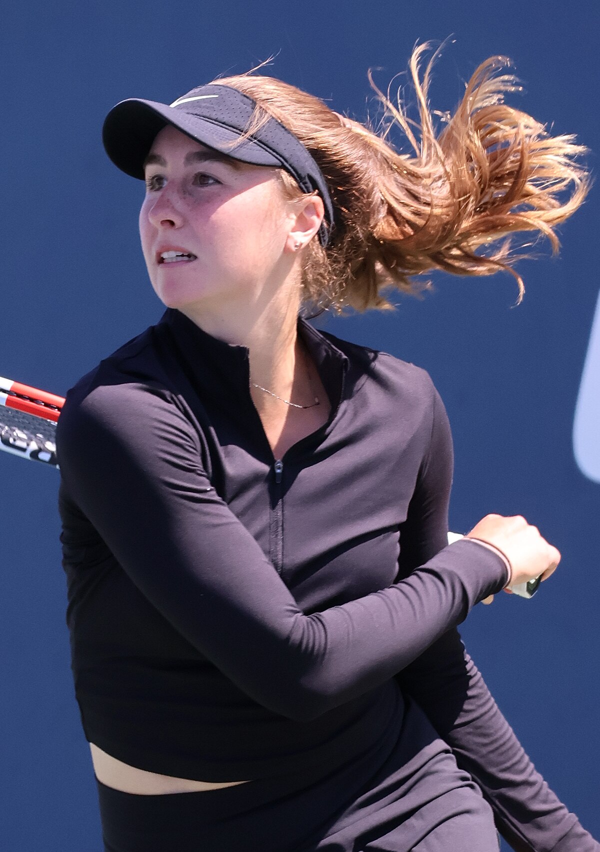 Chloe Beck: From College to Pro(How the Tennis Star Made Her Way)