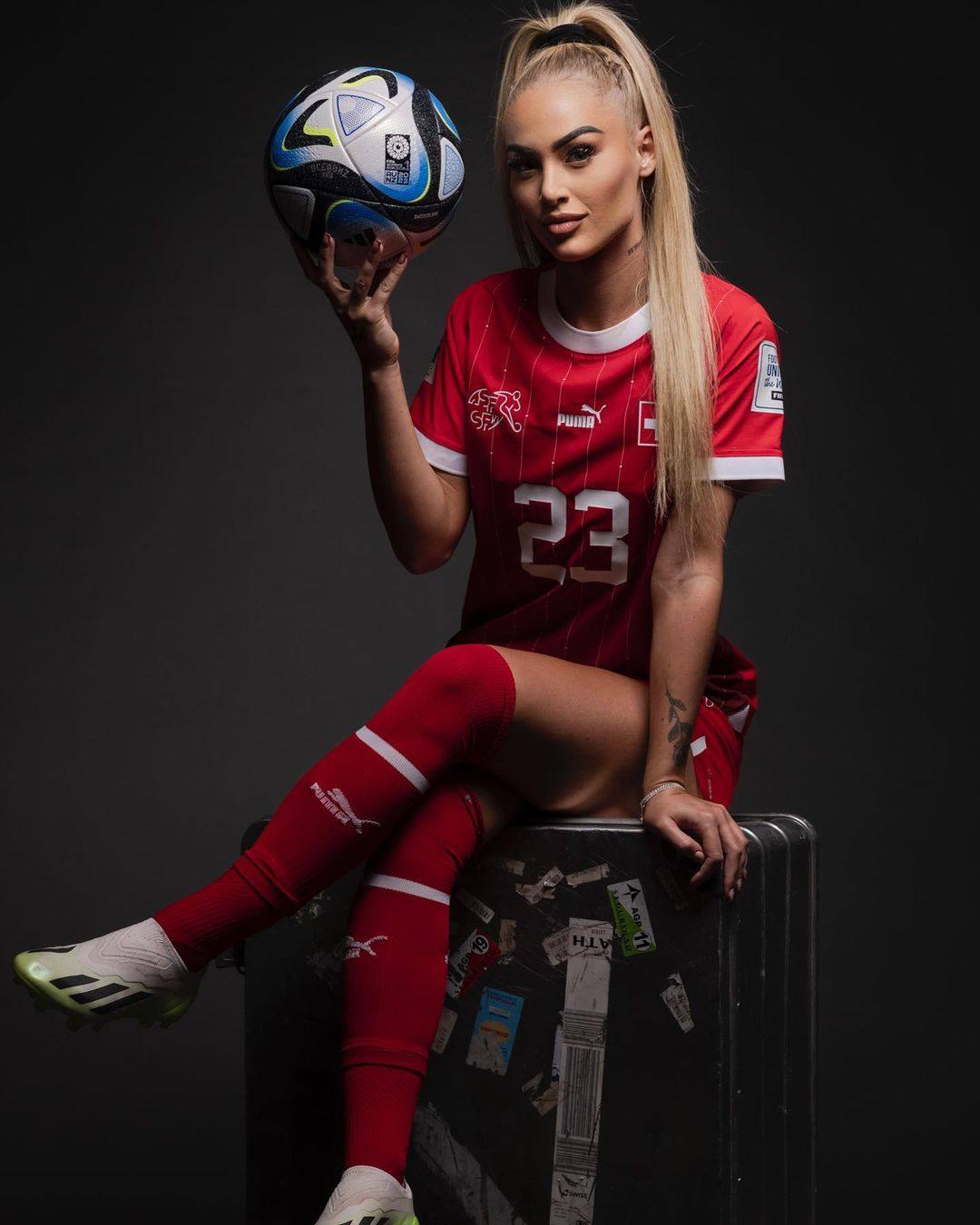 Football Players Hottest: Who Are the Top Sensations?