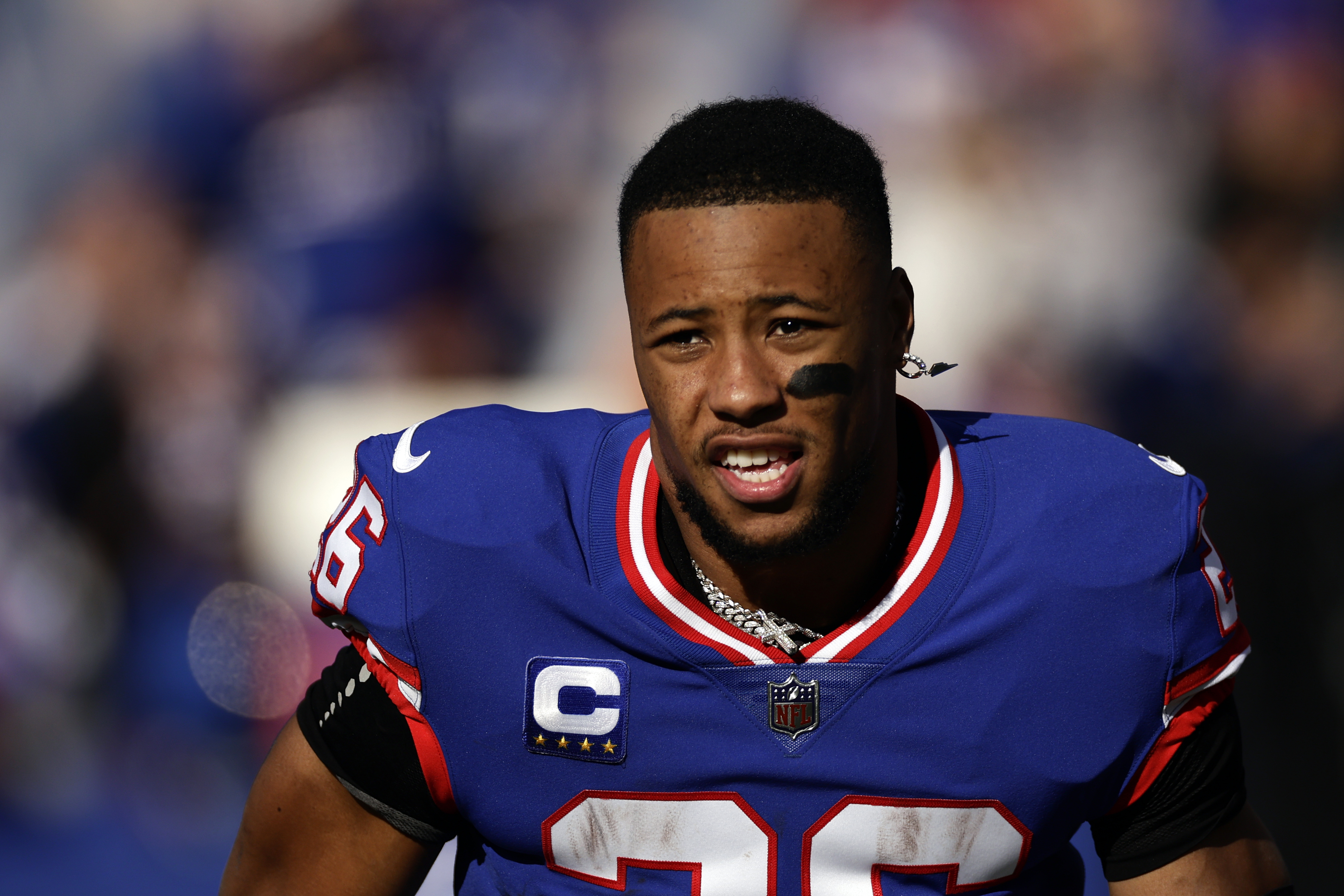 Who is the tallest running back in the NFL? Discover the giants of the gridiron today!