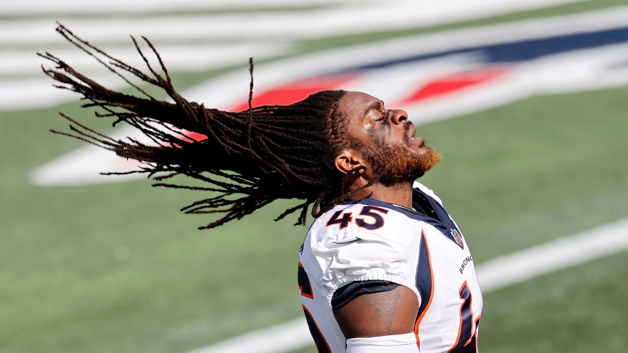 Long Hair Footballers: Why Do They Do It? (The Real Reasons Behind the Flowing Locks)