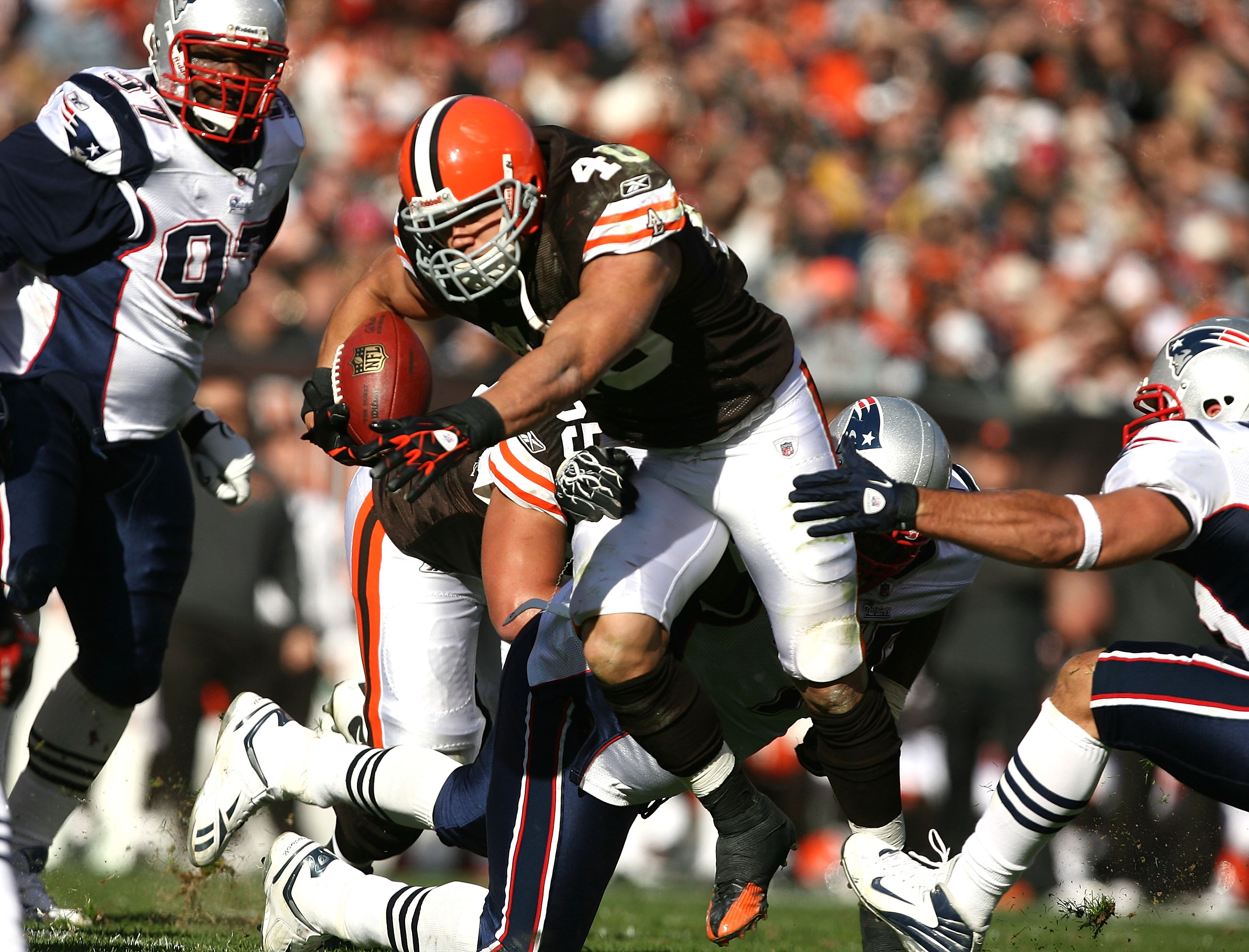 Good White Running Backs: Exploring the Reasons Behind Their Limited Numbers.