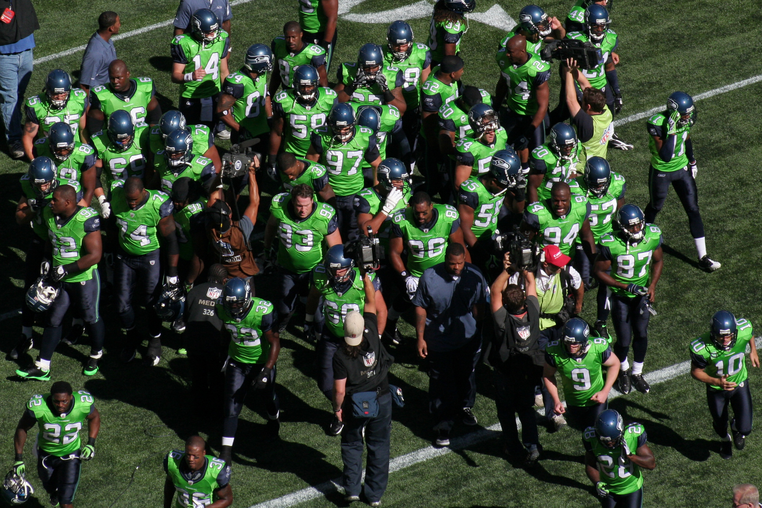 Looking Back: The Complete 2009 Seattle Seahawks Roster.